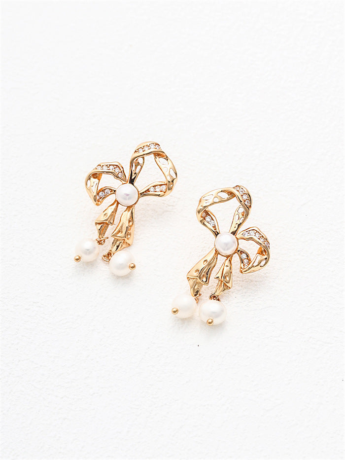 Shiny Bow-Shaped Natural Pearl Earrings – S925 Sterling Silver | Elegant & Chic Design