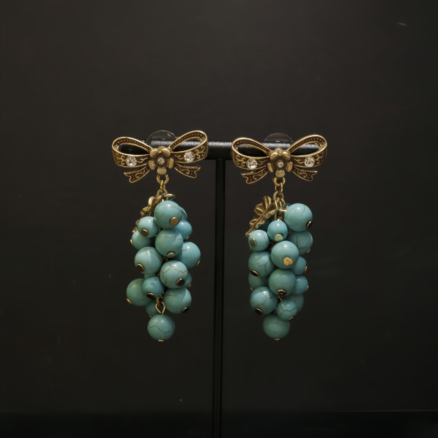 Vintage Turquoise-Inlaid Grape Drop Earrings – Elegant Blue-Green Alloy Design