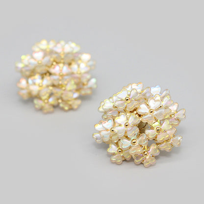 Flower Cluster Shell & Zircon Stud Earrings