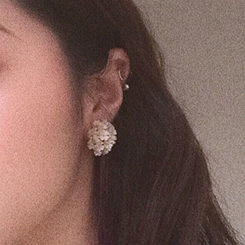 Flower Cluster Shell & Zircon Stud Earrings