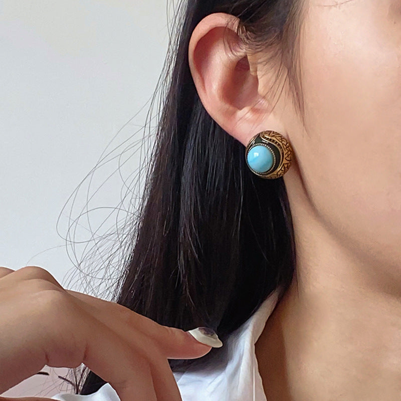 Vintage Round Turquoise&Gold Stud Earrings – Elegant & Classic