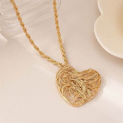 Vintage Hollow Heart Pendant Necklace for Women – Perfect for Daily Wear and Gifting