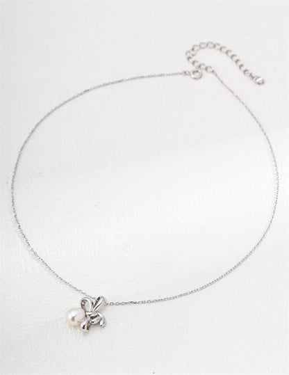 Minimalist Single Pearl Bow Pendant Necklace