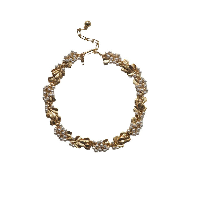 Vintage Pearl Ginkgo Leaf Gold Necklace – Retro Satin Ribbon