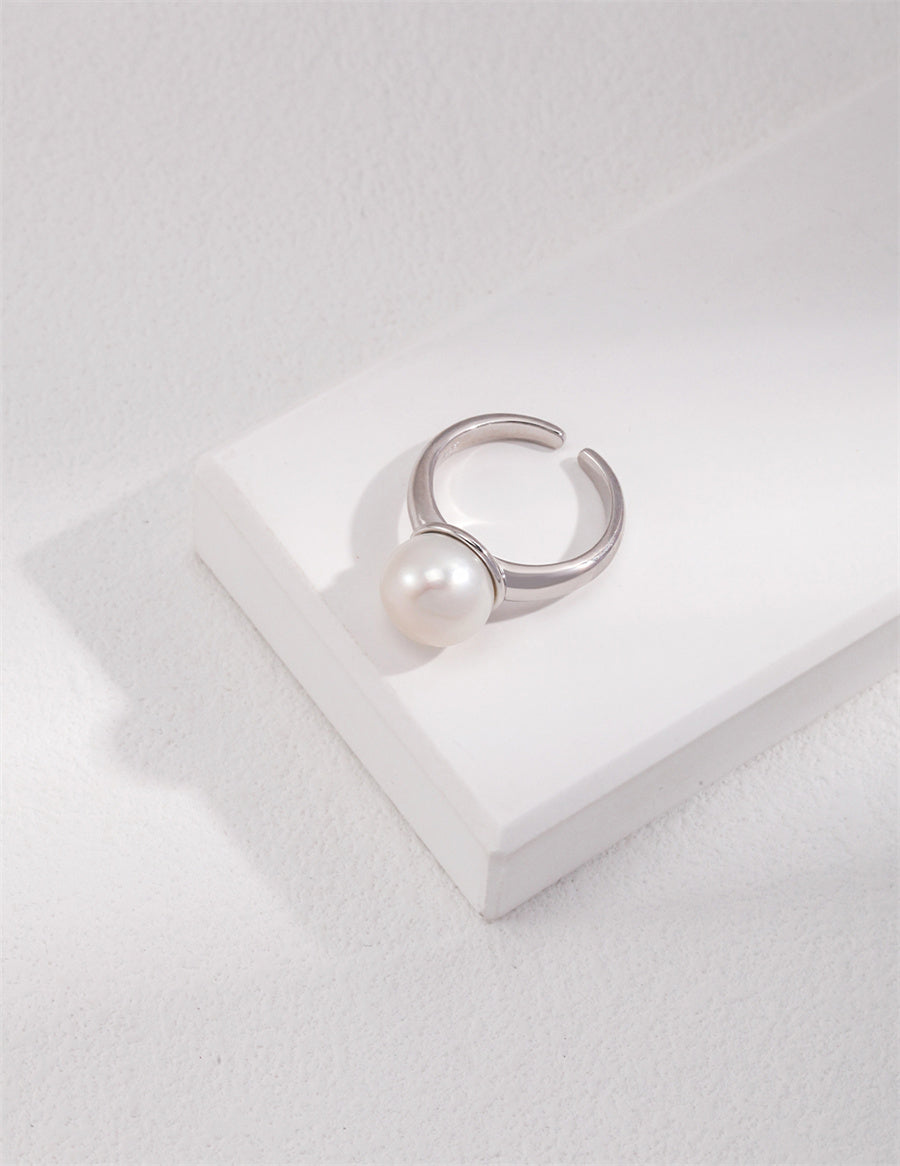 Silver Simple Pearl Ring